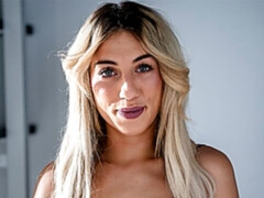 Verga grande, Rubia, Mamada, Estilo perrito, Pequeña, Afeitado, Flaco, Medias largas