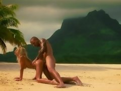 Lesbiana, Al aire libre, Nalgadas