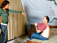 Arsch, Blasen, Braunhaarige, Natürlichen titten, Entkleiden, Jungendliche (18+), Titten