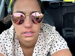 Enthousiasteling, Grote mammen, Auto, Frans, Masturbatie, Openbaar, Tieten likken