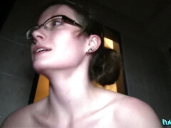 Enthousiasteling, Badkamer, Pijpbeurt, Brillen, Buiten, Gezichtspunt, Openbaar, Tieten likken