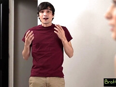 デカチン, ブロンド, フェラチオ, 顔射, 毛深い, ハメ撮り, オマンコ, 三人