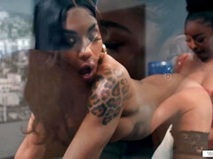 Ebony shemale Leilani Li fucks her boss