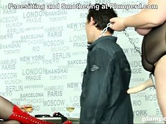 ぽっちゃり, デカパイ, フェラチオ, フェティッシュ, 怪物, ペニスバンド, 三人, おもちゃ