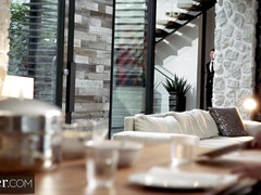 Grosse titten, Blasen, Spermaladung, Lecken, Muschi, Reiten, Flotter dreier