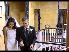 Grosse titten, Blasen, Braut, Hd, Milf, Sohn, Flotter dreier, Ehefrau