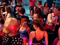 bi pornstars fucking in public