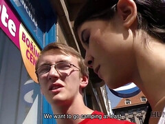 Leie, Paar, Gehörnter ehemann, Tschechisch, Geld, Öffentlich, Jungendliche (18+), Ehefrau