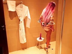 Grosser arsch, Grosse titten, Kehlenfick, Deutsch, Milf, Nippel, Tätowierung, Spielzeuge