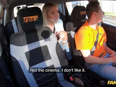 Leie, Blasen, Tschechisch, Jeans, Küssen, Natürlichen titten, Im freien, Pov