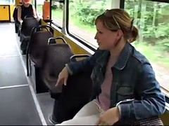 Lesbisch, Moeder die ik wil neuken, Openbaar