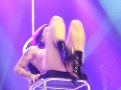 Bottes, Brunette brune