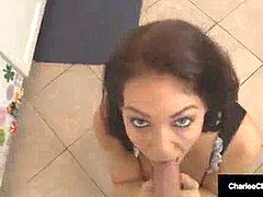 フェラチオ, 茶髪の, イく瞬間, キッチン, 下着, メイド, 淫乱熟女, ストッキング