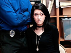 Sucer une bite, Attrapée, En levrette, Rasée, Chaussures, Adolescente, Nénés, Uniforme