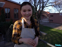 Enthousiasteling, Amerikaans, Aziatisch, Sperma, Interraciaal, Gezichtspunt, Openbaar, Tieten likken