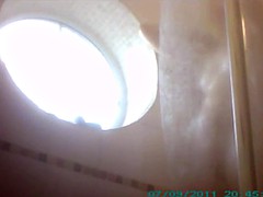 23yo Alix naked in the shower