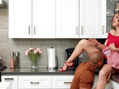 Arschlecken, Grosse titten, Hundestellung, Behaart, Handjob, Lecken, Flotter dreier, Titten