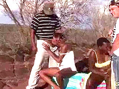 Schwarz, Schwarz, Extrem, Würgen, Deutsch, Gruppe, Orgie, Im freien