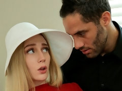 お尻, ブロンド, フェラチオ, 指いじり, 手コキする, キス, 剃毛, ティーン