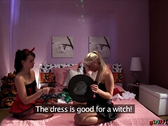 Cul, Blonde, Brunette brune, Tchèque, Petite amie, Lesbienne, Léchez, Nénés