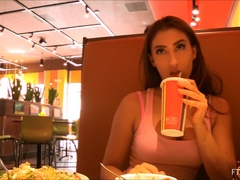 En gros plan de très près, Doigter, Béant, Masturbation, Orgasme, Public, Solo, Gicler