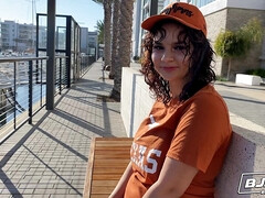 18 ans, Lécher le cul, Grosse bite, Mignonne, Fille latino, Pov, Adolescente, Branlette espagnole