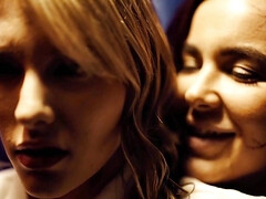 Gros cul, Gros seins, Lesbienne, Masturbation, Seins naturels, Actrice du porno, Nénés, Uniforme