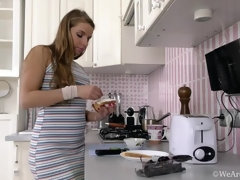 Sofi Goldfinger masturbates in her kitchen