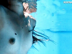Arsch, Strand, Hd, Zierlich, Pool, Solo, Jungendliche (18+), Titten