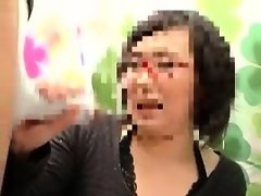 素人, アジア人, 着衣女と全裸男, 手コキする