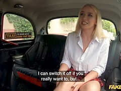 Tetas grandes, Rubia, Mamada, Europeo, Público, Realidad, Adolescente, Virgen