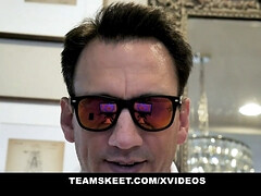 Chambre à dormir, Gros seins, Brunette brune, Hd, Léchez, Piercing, Chatte, Chevaucher