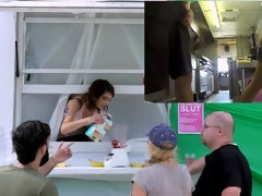 Freund, Braunhaarige, Öffentlich, Jungendliche (18+)