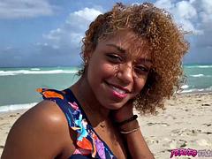Cul, Tir de sperme, Noir ébène, Hd, Maman, Pov, Adolescente, Nénés