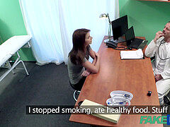 Checa, Hablar sucio, Médico