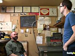 Grosser schwanz, Schwul