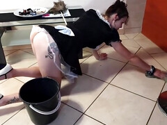 Amateur, Hd, Domestique, Pisser, Pov, Esclave, Nénés, Sous la jupe