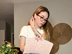 Brille, Einschiebung, Lingerie, Masturbation, Nylon, Solo, Strümpfe, Spielzeuge