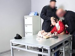 Mamada, Atrapados, Garganta profunda, Sexo duro, Hombre hombre mujer, Coleta, Sexo fuerte, Uniforme