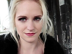 Grote kont, Grote lul, Grote mammen, Blond, Pijpbeurt, Hondjeshouding, Geld, Mager