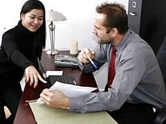 Asiático, Culo grande, Verga grande, Mamada, Morena, Estilo perrito, Flaco, Adolescente