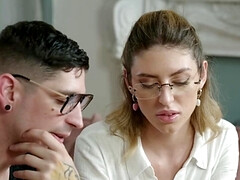 Geeky dude gets to enjoy a passionate rimjob big time