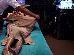 美女, 日本人, マッサージ