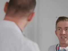 Pijpbeurt, Bruinharig, Arts, Hondjeshouding, Jurk, Doordringend, String, Uniformpje