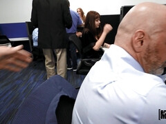 Большие сиськи, Брюнетки, Грудастые, Каблуки, Милф, Мамочка, В офисе, Юбки