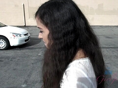 Leie, Grosse titten, Bikini, Braunhaarige, Vollbusig, Spermaladung, Latina, Natürlichen titten