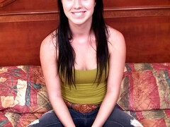 18 jaar, Enthousiasteling, Bruinharig, Pompom meid, Naakt, Gezichtspunt, Tiener, Tieten likken