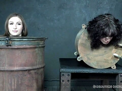 Bondage discipline sadomasochisme, Fetisj, Hardcore, Kut duiken, Slaaf, Trio, Tieten likken, Speelgoed