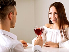 Chambre à dormir, Gros cul, Grosse bite, Sucer une bite, En levrette, Seins naturels, Adolescente, Nénés