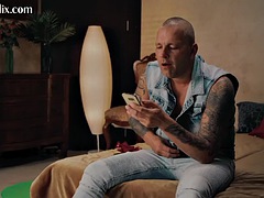 Grote mammen, Hardcore, Masturbatie, Rijpe lesbienne, Moeder die ik wil neuken, Tepels, Softcore pornografie, Zuigen